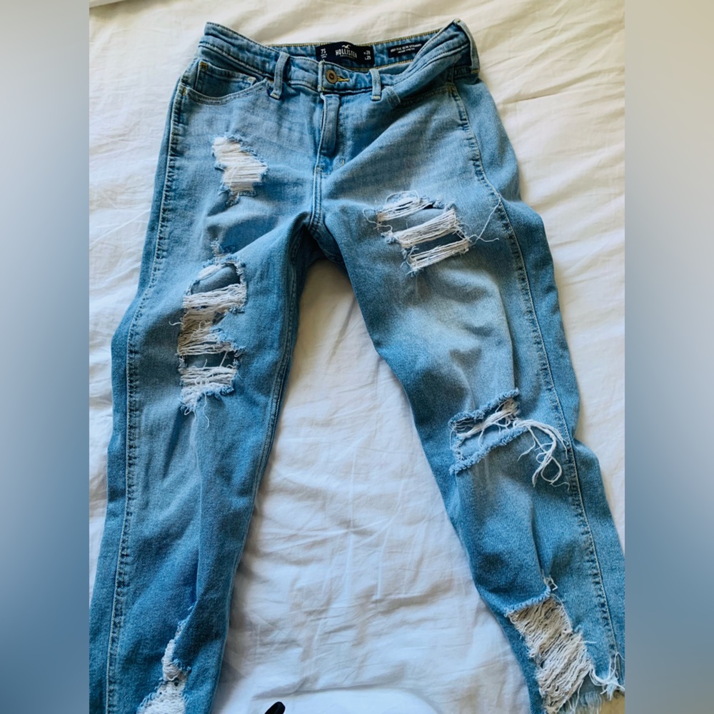 Hollister high waits straight jeans size 7